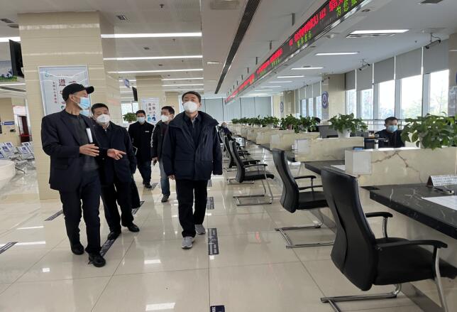 省自然资源厅党组书记、厅长胡春武“四不两直”检查指导芜湖不动产登记工作